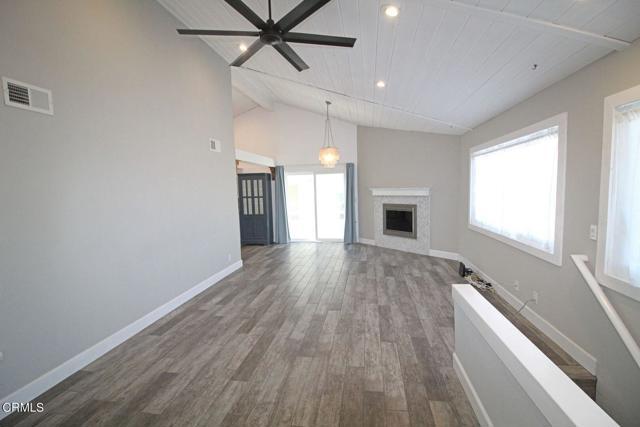 Building Photo - 4185 Sunset Ln