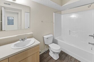 Building Photo - Hunters Pond Apartment Homes