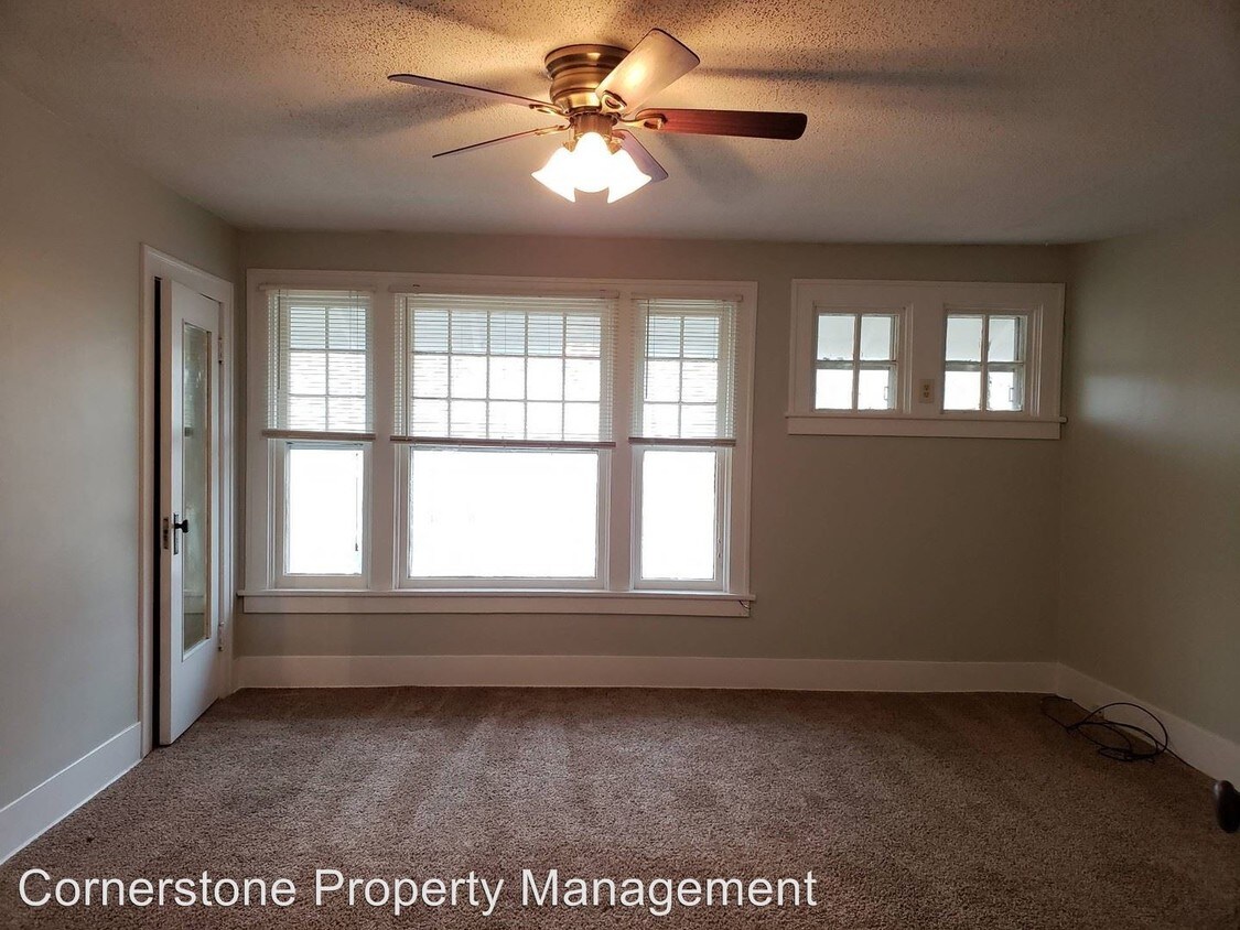 Foto principal - 417 W 1st St