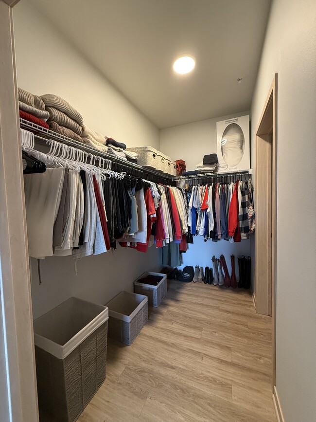 Foto del edificio - 6408 Bridge Rd