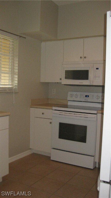 Building Photo - 8484 Bernwood Cove Loop