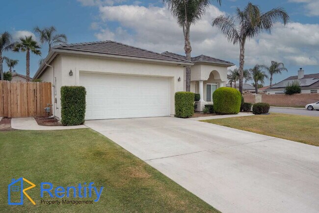 Foto del edificio - Charming Seven Oaks Home - 4Bed, 2Bath - Gardener Included!