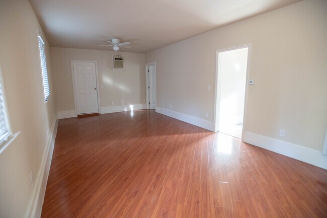 Foto del edificio - 216 5th St