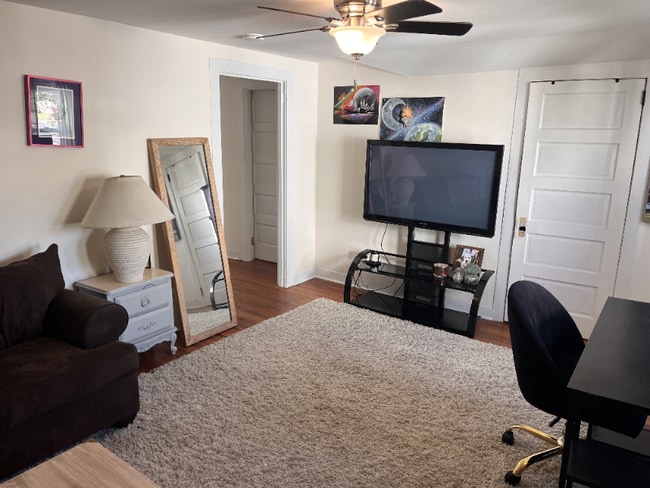 Photo - 176 Walnut St Apartment