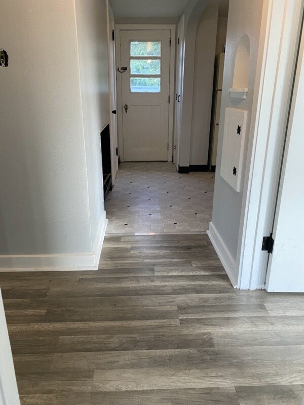 Foto del edificio - 185 S Military Rd