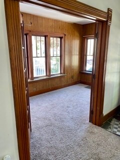 Building Photo - 128 Main St