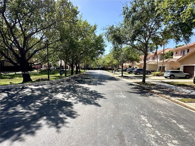 Foto del edificio - 5747 Isles Cir