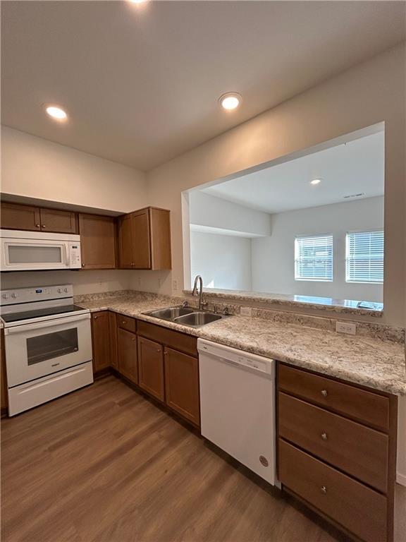 Foto del edificio - 2806 W Mockingbird Ln