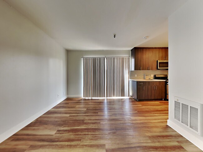 Foto del interior - 425 E 18th St