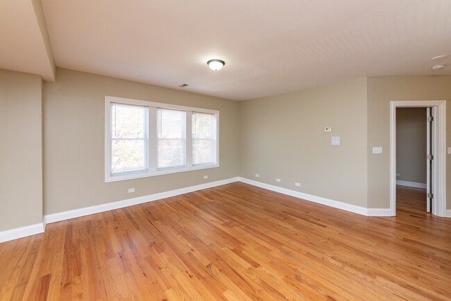 Foto del edificio - 1503 W Albion Ave