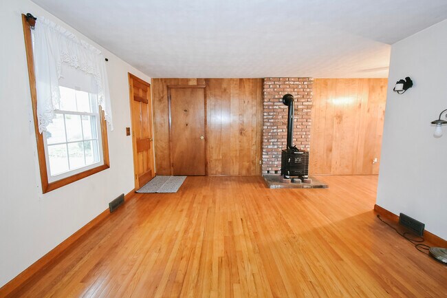 Foto del edificio - 60 Wildwood Rd