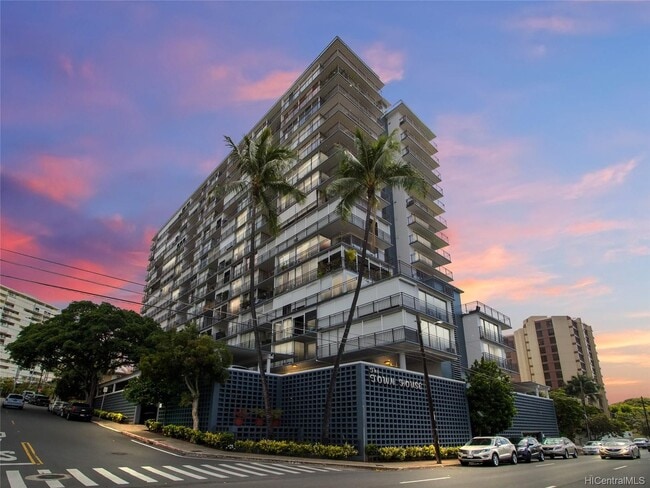 Building Photo - 1415 Victoria St