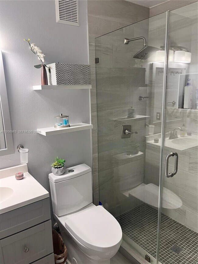 Foto del edificio - 4746 Lago Vista Dr