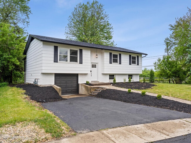 Building Photo - 6950 Longmeadow Ln