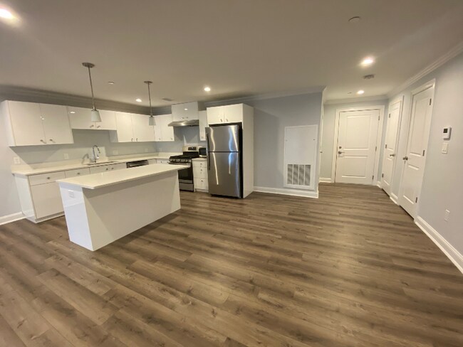 Foto del edificio - 71 Legacy Blvd