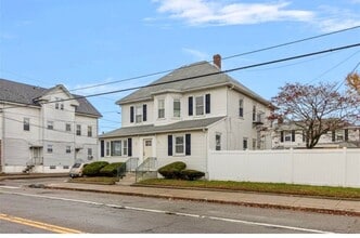 Building Photo - 1303 Cranston St