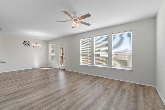 Building Photo - Beautiful 3-Bedroom Home In Mckinny Crossing