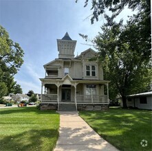 Building Photo - 1501 State St