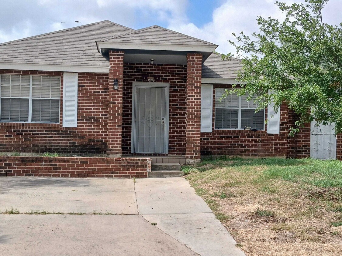 Foto principal - 1239 Brown Dr