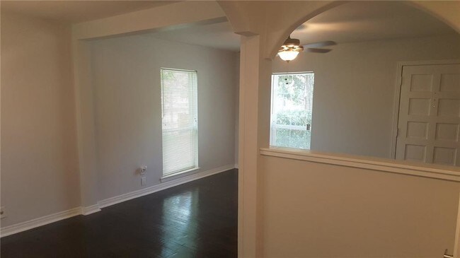Building Photo - 4410 Atoka St
