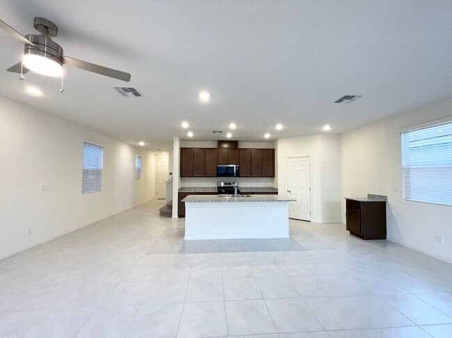 Building Photo - Brand New Construction single house