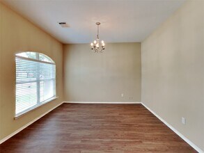 Building Photo - 18250 Eton Ridge Ct