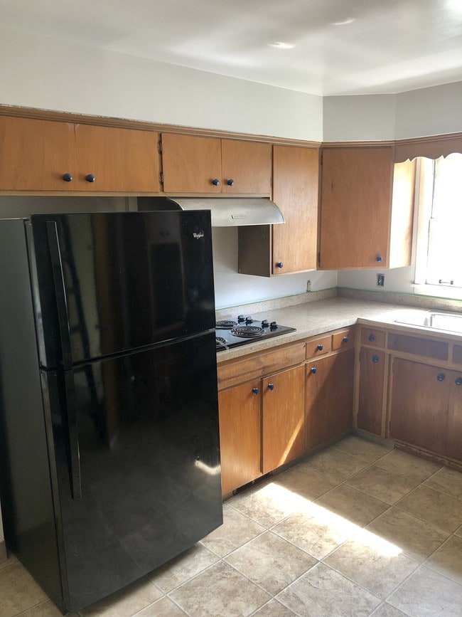 Building Photo - 701 31st St