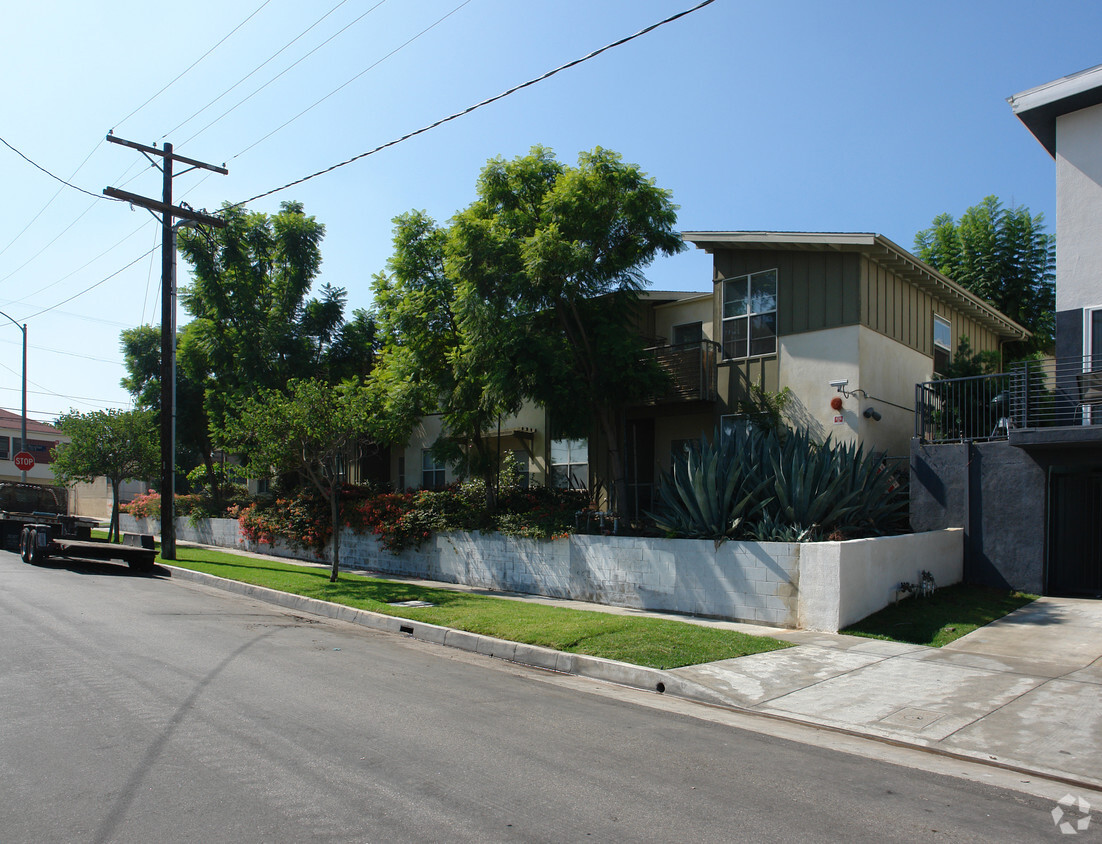 Building Photo - Waterloo Heights