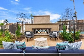 Interior Photo - Laguna Serrano