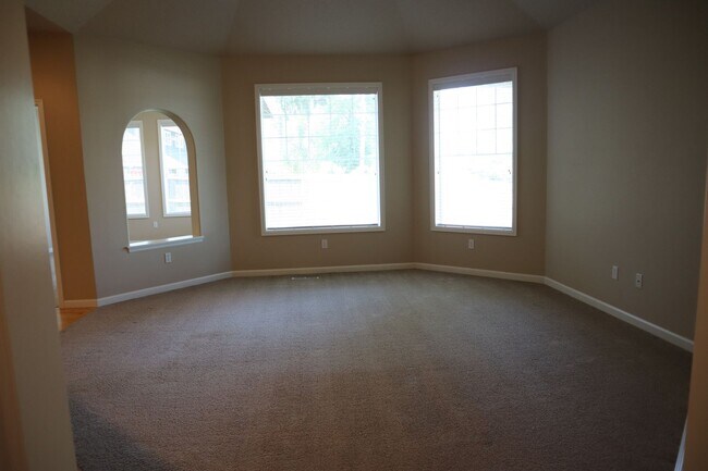 Foto del edificio - 902 NW 96th Cir