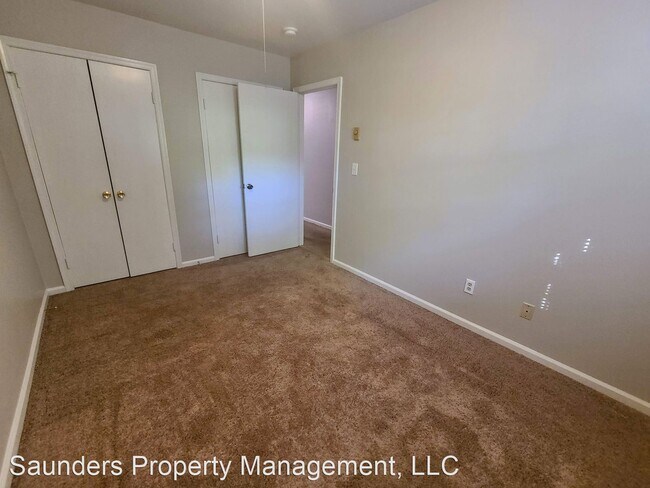 Foto del edificio - 3 br, 1 bath House - 2770 Laguna Avenue