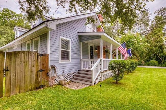 Vista desde la entrada principal - 408 Woodland Shores Rd
