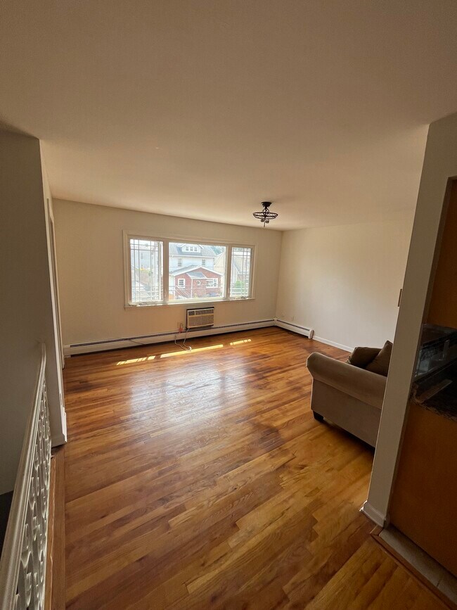 Living Room - 88 Harper Ave