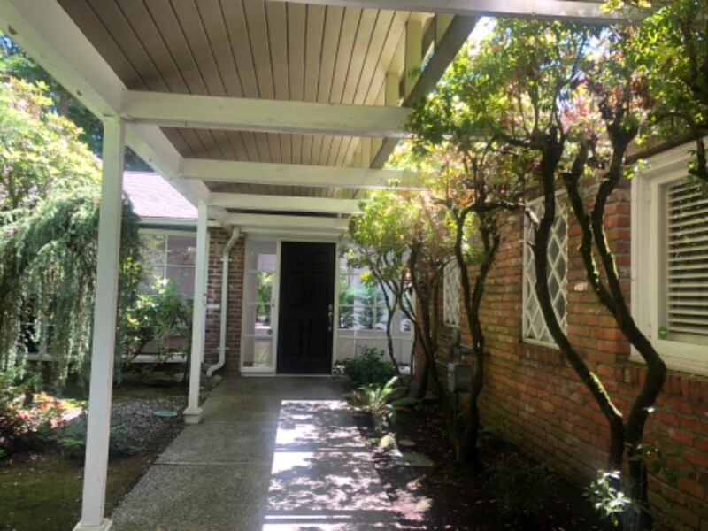 Primary Photo - 2410 109th Pl NE