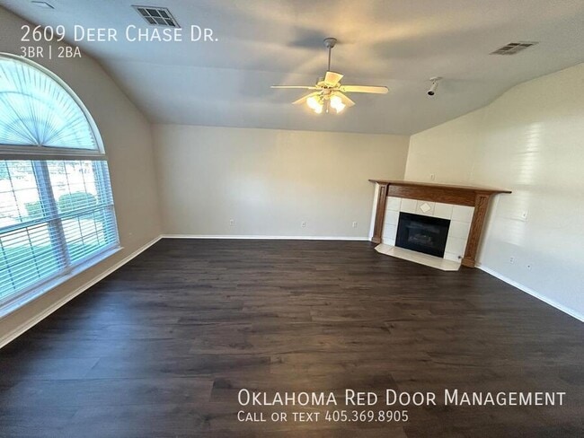 Building Photo - 2609 Deer Chase Dr