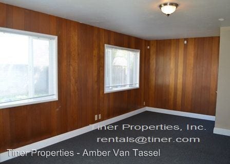 Building Photo - 10255 Croydon Way