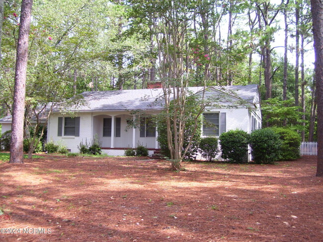 Building Photo - 1215 Midland Rd