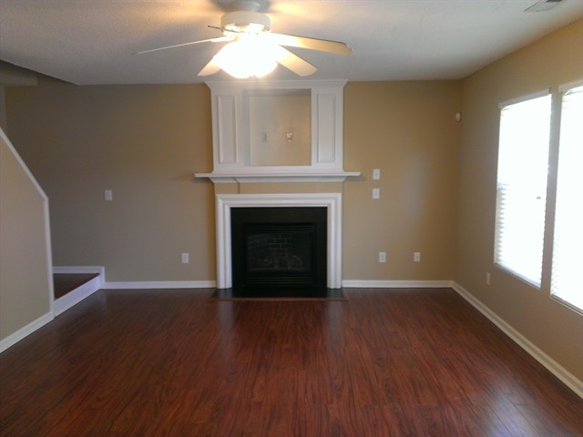 Building Photo - 4001 Crowfield Dr