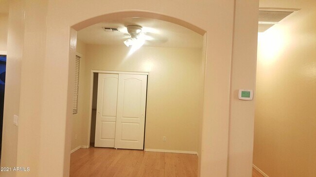 Foto del edificio - 12522 W Campina Dr