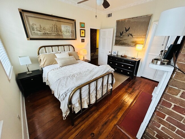 Foto del edificio - 415 Price St