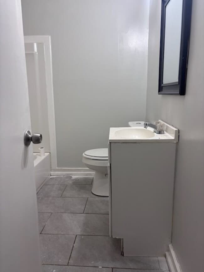 Photo - 5448 Keele St House