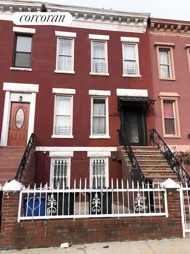 Foto del edificio - 2137 Pacific St