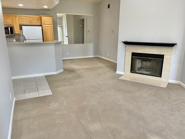 Building Photo - 653 Oak Run Trl