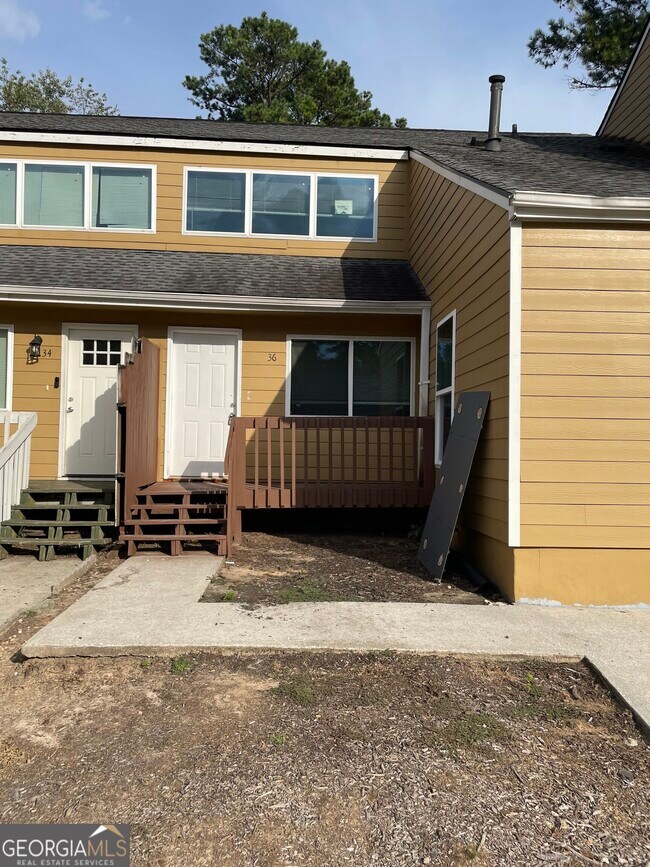 Foto del edificio - 36 Sandalwood Cir