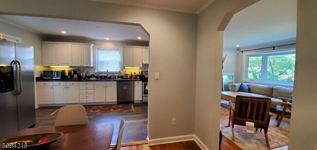 Foto del edificio - 39 Greenfield Ave