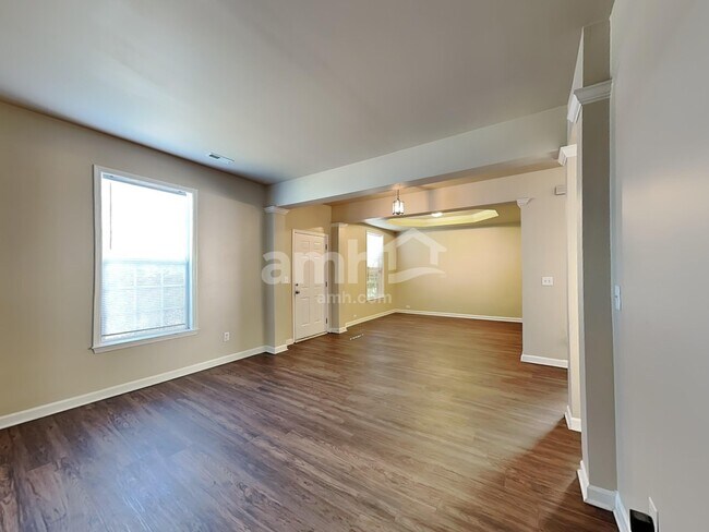 Building Photo - 2673 Blowing Wind Cir