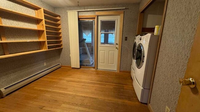 Building Photo - 2 Lawndale St