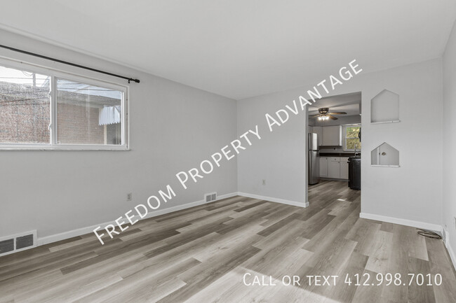 Building Photo - 1026 Worthington Ave