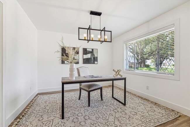 Building Photo - 4903 Candleglow Dr