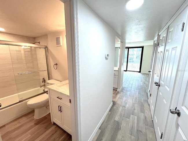 Building Photo - 1441 N Atlantic Ave